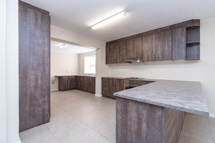 3 Bedroom Property for Sale in Tijgerhof Western Cape